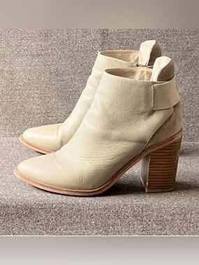 SOL SANA Leather Ankle Boots